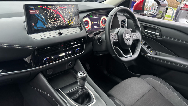 Nissan Qashqai 1.3 DiG-T MH N-Connecta 5dr Petrol Hatchback